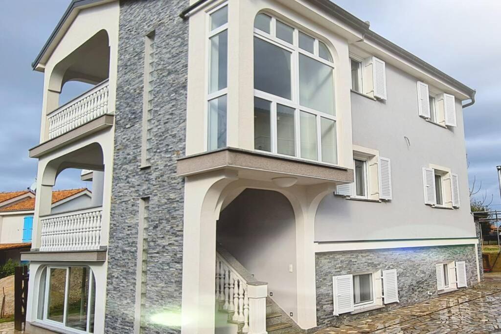 Mitros Apartment Malinska Ngoại thất bức ảnh